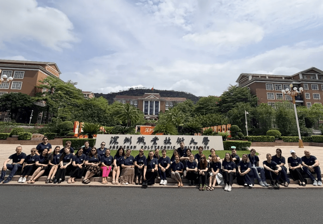 News | HiredChina Joins the China-Central and Eastern Europe Economic and Cultural Promotion Association, CEO Ye Qiting Appointed as Standing Director